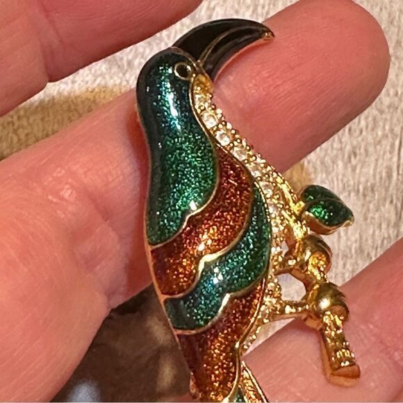Vintage Toucan Gold Enamel Rhinestone Brooch - Picture 4 of 5